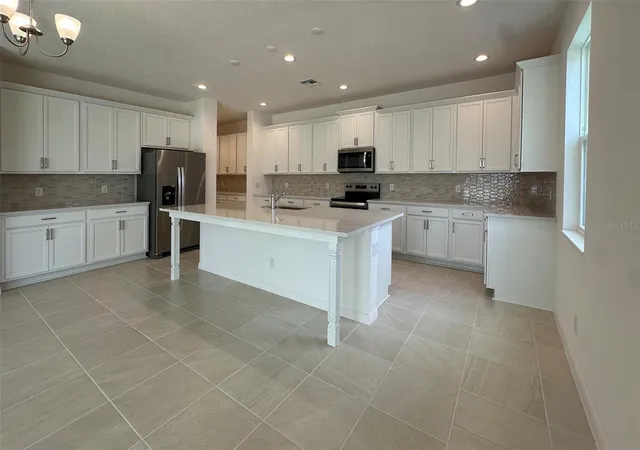 Photo 4 of Single family home for sale at 761 Farfields St, Deland, FL 32724 | MLS# O6368567 | Listing updated on 2026-10-04