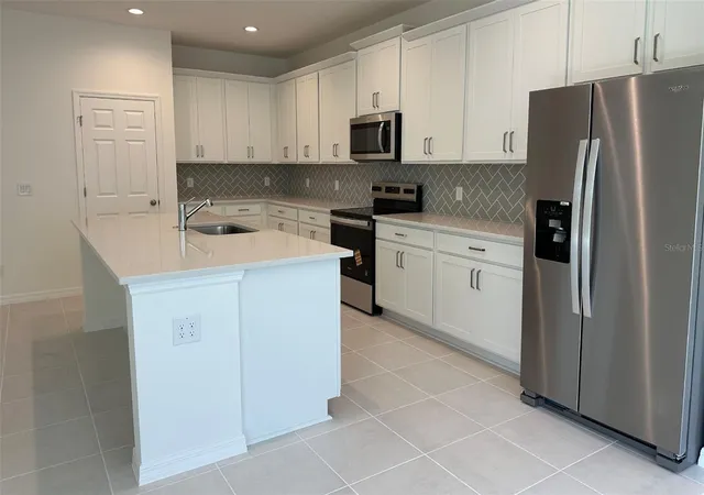 4th image of 733 Farfields Way, Deland, FL 32724 | MLS# O6368573