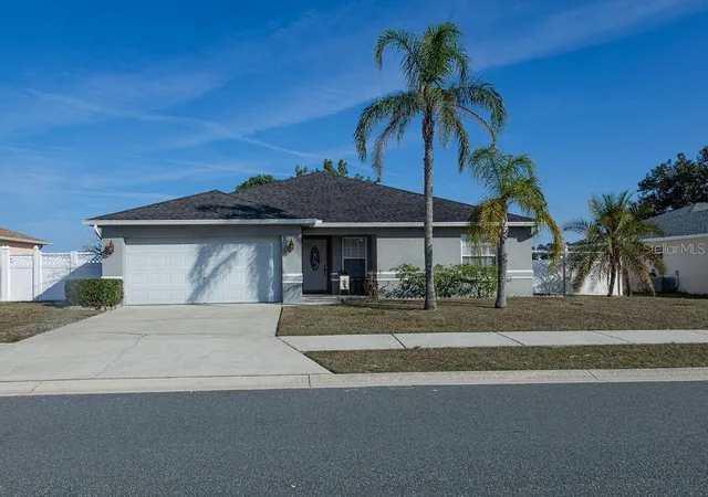 Photo 1 of Single family home for sale at 1015 Highland Crst Cir, Lake Wales, FL 33853 | MLS# K4903176 | Listing updated on 2026-10-07