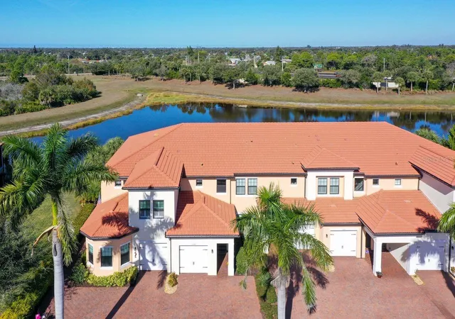 2nd image of 23149 Banbury Wy #201, Venice, FL 34293 | MLS# N6142007