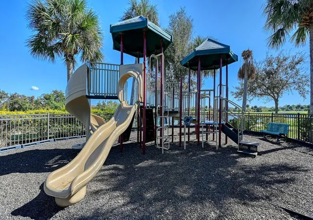 51st image of 23149 Banbury Wy #201, Venice, FL 34293 | MLS# N6142007