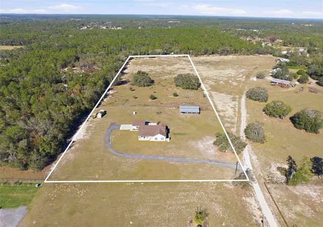 Photo 1 of Single family home for sale at 5425 Glorious Trl, Brooksville, FL 34602 | MLS# W7881572 | Listing updated on 2026-10-17