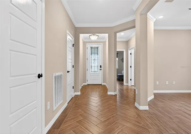 5th image of 5575 Nw 43Rd Lane Rd, Ocala, FL 34482 | MLS# V4946389