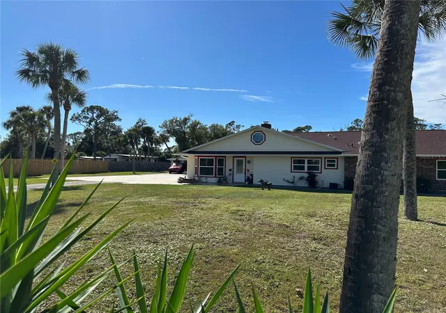 2nd image of 1181 Larchmont Dr, Englewood, FL 34223 | MLS# N6142011