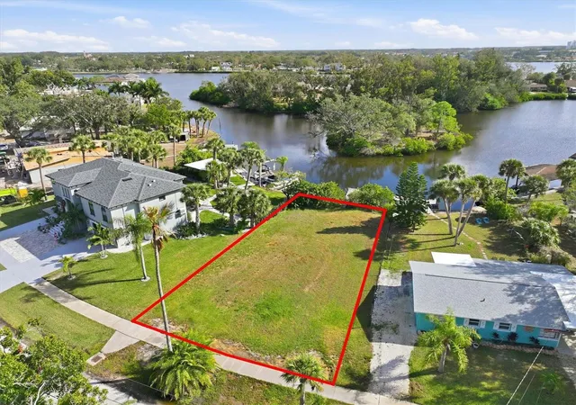 2nd image of 56 Inness Dr, Tarpon Springs, FL 34689 | MLS# TB8458155