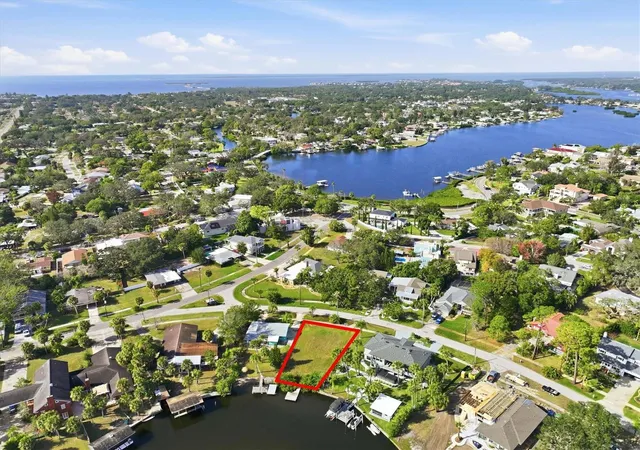 3rd image of 56 Inness Dr, Tarpon Springs, FL 34689 | MLS# TB8458155