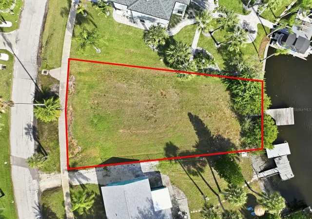 5th image of 56 Inness Dr, Tarpon Springs, FL 34689 | MLS# TB8458155