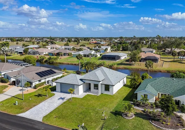 3rd image of 9 Bunker Pl, Rotonda West, FL 33947 | MLS# N6142020