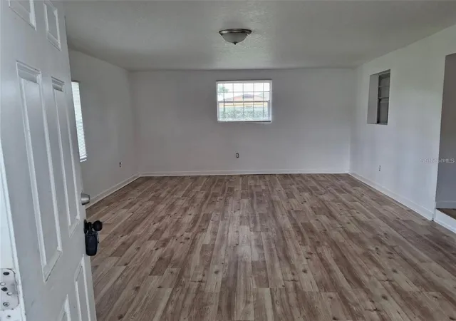 Photo 3 of Single family home for sale at 444 Sunnyview Cir, Orlando, FL 32810 | MLS# O6368887 | Listing updated on 2026-08-01