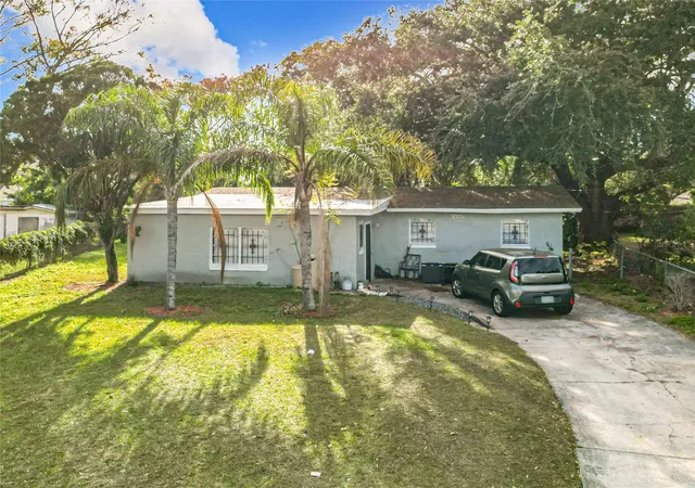 Photo 1 of Single family home for sale at 444 Sunnyview Cir, Orlando, FL 32810 | MLS# O6368887 | Listing updated on 2026-08-01