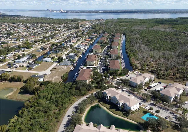Homes for sale in Cape Coral, FL | 1771 Four Mile Cove Pkwy #1031, Cape Coral, FL 33990 | MLS# D6145282