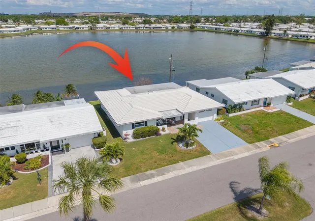 Photo 1 of Single family home for sale at 9705 Mainlands Blvd W, Pinellas Park, FL 33782 | MLS# TB8458316 | Listing updated on 2026-09-28