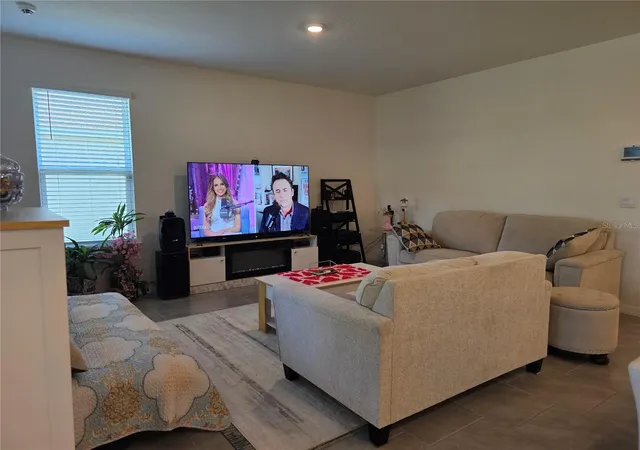 Photo 3 of Single family home for sale at 2045 Rankin St, Kindred, FL 34744 | MLS# O6369099 | Listing updated on 2026-08-21