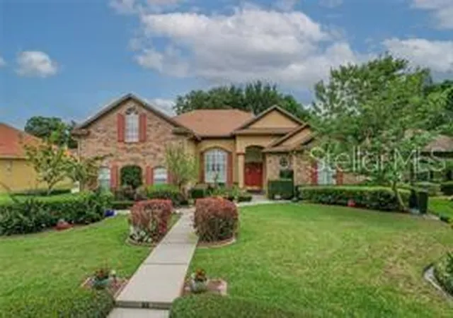 Photo 2 of Single family home for sale at 3907 Winding Lake Cir, Orlando, FL 32835 | MLS# O6369141 | Listing updated on 2026-10-09