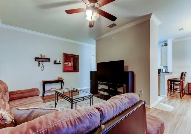 5th image of 2279 Portofino Pl #-2015, Palm Harbor, FL 34683 | MLS# TB8458556
