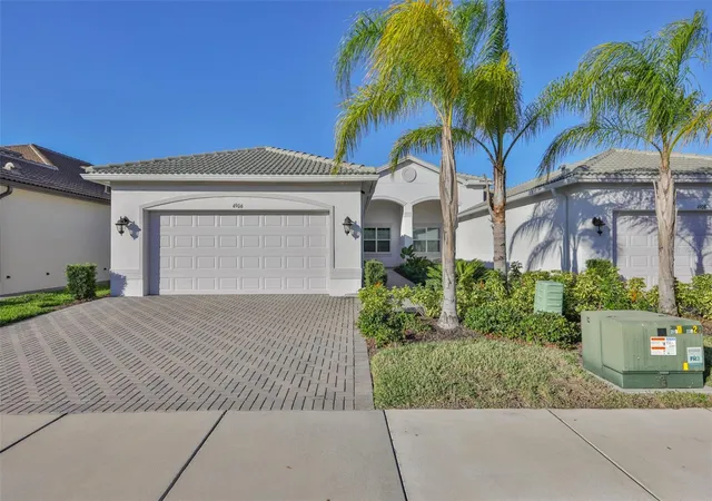 2nd image of 4906 Avila Lakes Dr, Wimauma, FL 33598 | MLS# TB8458581