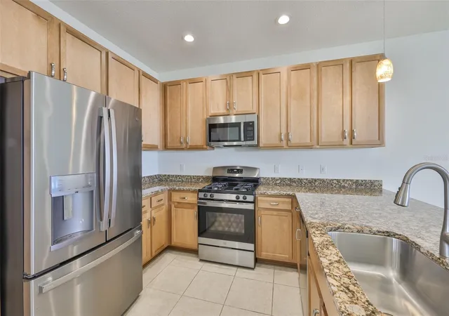5th image of 4906 Avila Lakes Dr, Wimauma, FL 33598 | MLS# TB8458581
