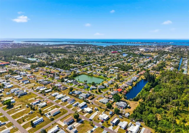 Homes for sale in Englewood, FL | 1372 Ibis Dr, Englewood, FL 34224 | MLS# N6142042