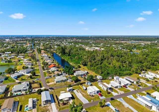 Homes for sale in Englewood, FL | 1372 Ibis Dr, Englewood, FL 34224 | MLS# N6142042