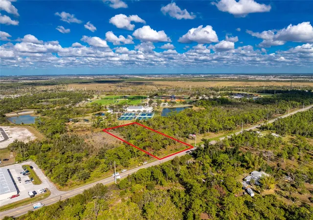 2nd image of 1060 S River Rd, Englewood, FL 34223 | MLS# D6145299