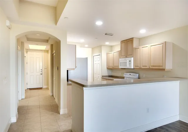 Photo 3 of Condo for sale at 1921 Monte Carlo Dr #603, Sarasota, FL 34231 | MLS# A4676140 | Listing updated on 2026-09-17