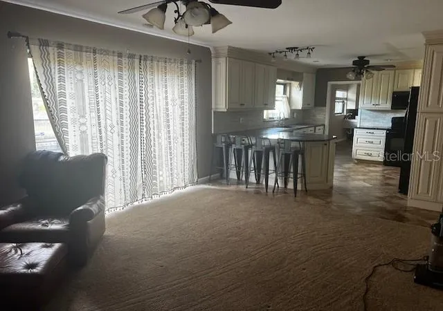 Photo 3 of Sale Pending at 610 Valle Vista Dr, Brandon, FL 33511 | MLS# A4676148 | Listing updated on 2026-07-24