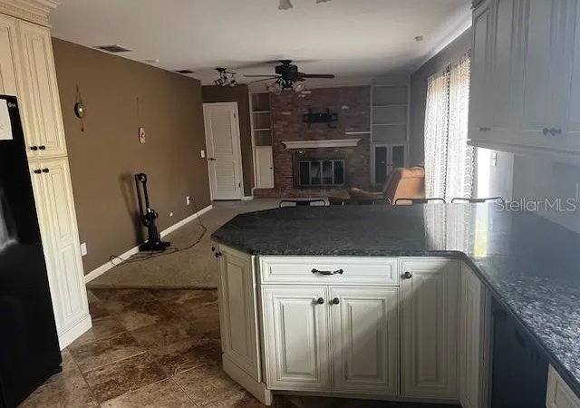 Photo 3 of Sale Pending at 610 Valle Vista Dr, Brandon, FL 33511 | MLS# A4676148 | Listing updated on 2026-07-24
