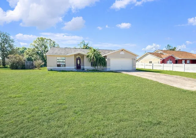 Homes for sale in Deltona, FL | 2293 Belen Dr, Deltona, FL 32738 | MLS# O6369274