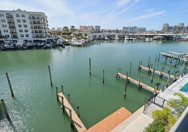 4th image of 211 Dolphin Pt #5, Clearwater Beach, FL 33767 | MLS# TB8458720