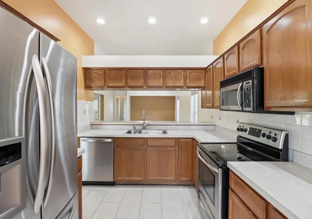 Photo 3 of Single family home for sale at 6301 W Glynborne Loop, Crystal River, FL 34429 | MLS# TB8458760 | Listing updated on 2026-10-01