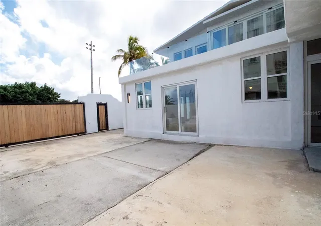 Photo 2 of Single family home for sale at 2073 Cacique St, San Juan, PR 00911 | MLS# PR9118189 | Listing updated on 2025-12-25