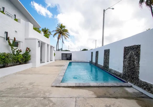 Photo 4 of Single family home for sale at 2073 Cacique St, San Juan, PR 00911 | MLS# PR9118189 | Listing updated on 2025-12-25