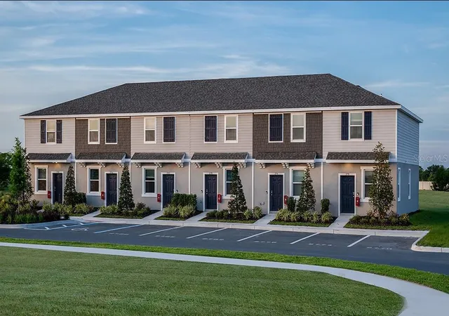 Townhouse for sale at 2790 Armadale Dr #1013, Mount Dora, FL 32757 | MLS# TB8458809 | Listing updated on 2026-10-04