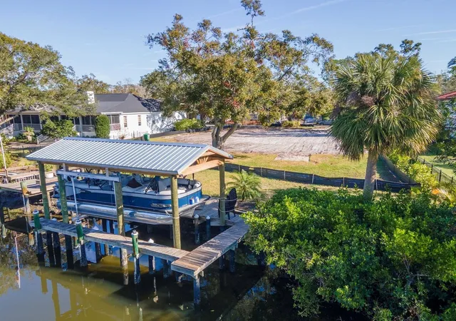 Homes for sale in Tampa, FL | 2609 N Dundee St, Tampa, FL 33629 | MLS# TB8458846