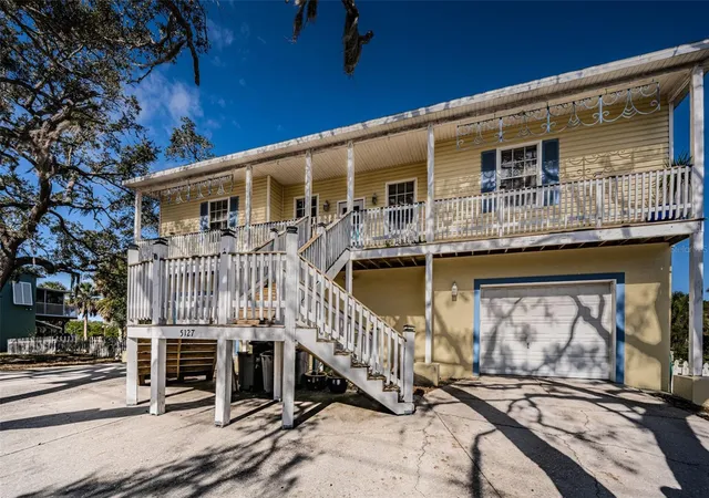 Photo 1 of Single family home for sale at 5127 Bay Blvd, Port Richey, FL 34668 | MLS# TB8459057 | Listing updated on 2026-08-30