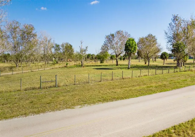 27th image of Sw 144th Pkwy, Okeechobee, FL 34974 | MLS# OK225797