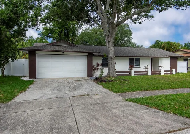 3rd image of 1689 Monterey Dr, Clearwater, FL 33756 | MLS# TB8459081