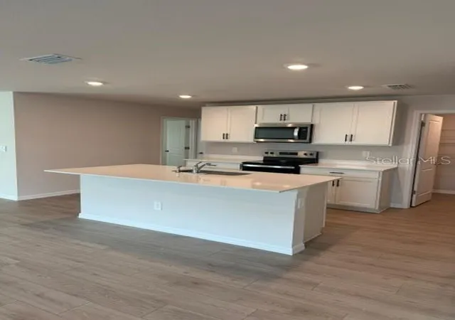 Photo 3 of Single family home for sale at 10632 Hidden Banks Glen, Parrish, FL 34219 | MLS# A4676272 | Listing updated on 2026-09-17