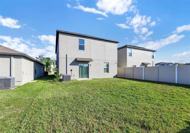 Photo 4 of Single family home for sale at 5204 White Chicory Dr, Apollo Beach, FL 33572 | MLS# TB8459127 | Listing updated on 2026-08-28