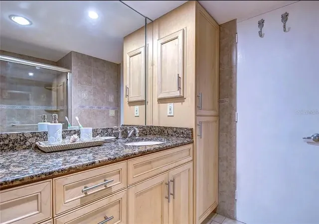 2nd image of 880 Mandalay Ave, Clearwater Beach, FL 33767