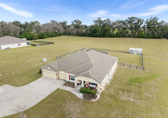2nd image of 5615 Sw 215th Ter, Newberry, FL 32669 | MLS# GC536207