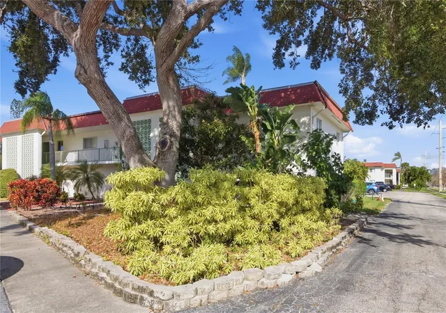Photo 1 of Condo for sale at 3500 Beneva Rd #307, Sarasota, FL 34232 | MLS# A4676303 | Listing updated on 2026-09-12