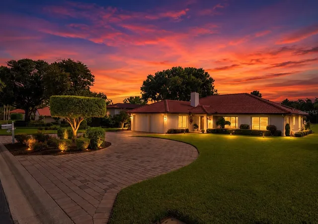 Photo 3 of Single family home for sale at 517 Clubhouse Dr, Lake Wales, FL 33898 | MLS# P4937370 | Listing updated on 2026-09-08