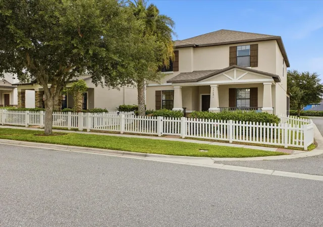 Photo 1 of Sale Pending at 15401 Porter Rd, Winter Garden, FL 34787 | MLS# S5140743 | Listing updated on 2026-10-20