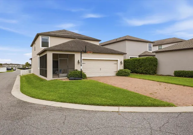 Photo 3 of Sale Pending at 15401 Porter Rd, Winter Garden, FL 34787 | MLS# S5140743 | Listing updated on 2026-10-20