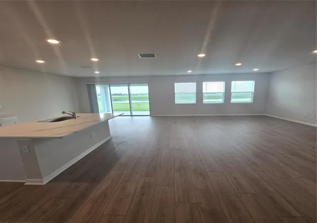 Photo 3 of Single family home for sale at 9431 Bella Mar Trl, Parrish, FL 34219 | MLS# A4676356 | Listing updated on 2026-10-28