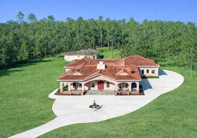 1st image of 18910 Nw 78th Ave, Alachua, FL 32615 | MLS# GC536219