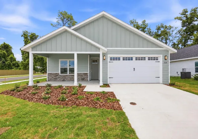 Photo 1 of Single family home for sale at 1132 Sw 67th Way, Gainesville, FL 32607 | MLS# GC536220 | Listing updated on 2026-10-23