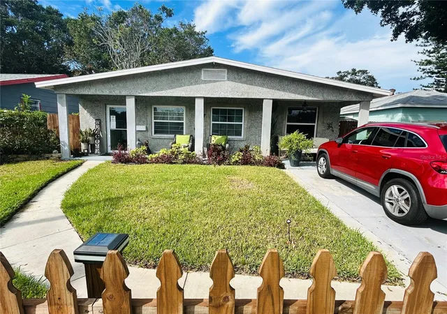 Photo 1 of Single family home for sale at 4611 14th Avenue S, Saint Petersburg, FL 33711 | MLS# TB8459344 | Listing updated on 2026-05-27