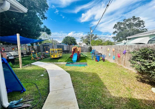 Photo 3 of Single family home for sale at 4611 14th Avenue S, Saint Petersburg, FL 33711 | MLS# TB8459344 | Listing updated on 2026-05-27
